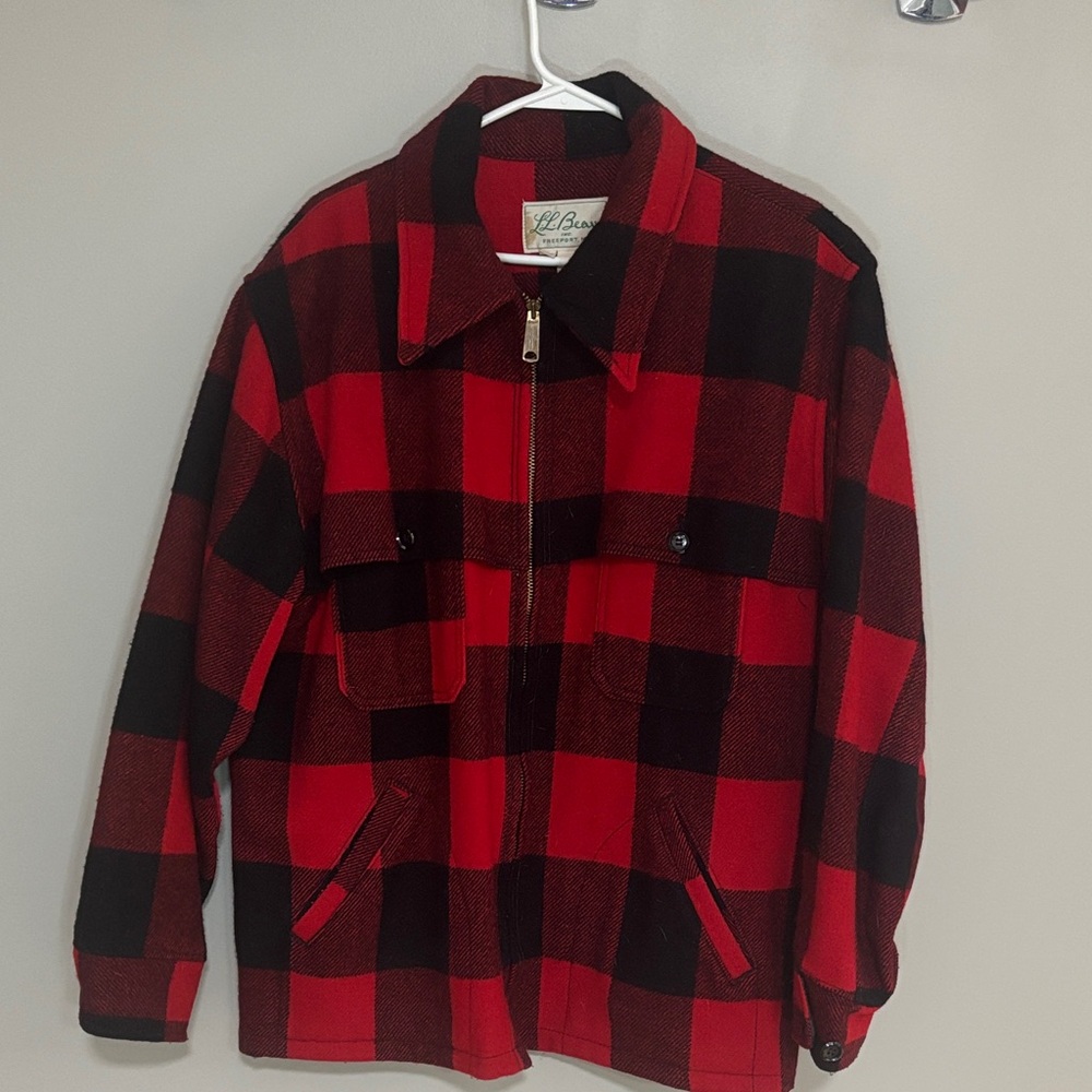 L.L. Bean Mens Vintage Red and Black Buffalo Plaid Wool Jacket